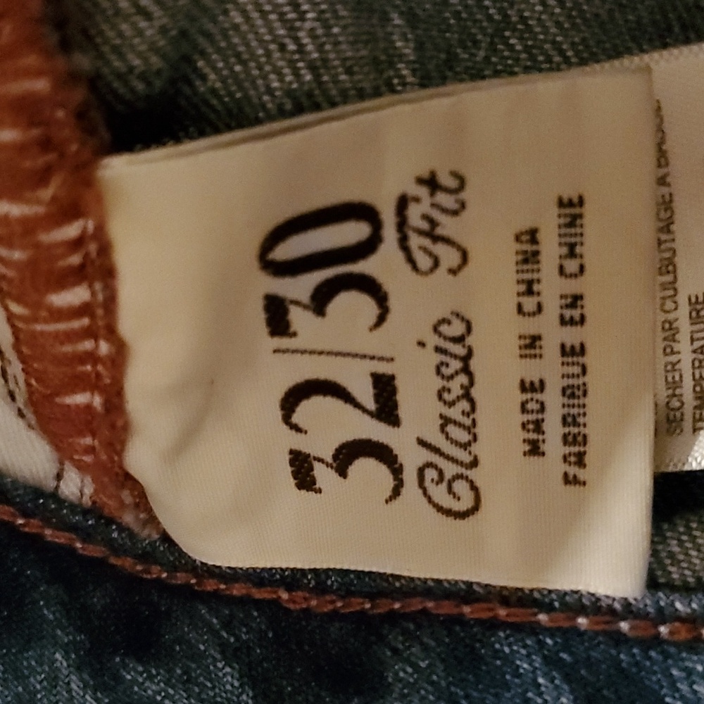 Tommy Bahama Classic Fit Men's Denim Jeans - Size 32W X 30L - Picture 13 of 14